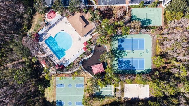 1128 HELMSDALE DRIVE, Wesley Chapel, FL 33543