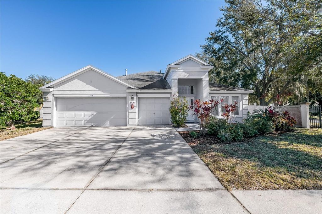 1128 HELMSDALE DRIVE, Wesley Chapel, FL 33543