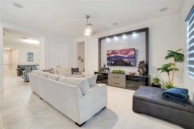 4427 SW 175th Ave, Miramar, FL 33029