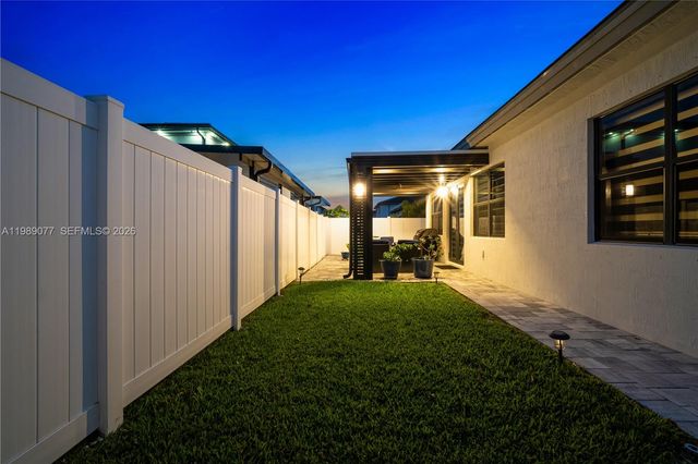 4427 SW 175th Ave, Miramar, FL 33029