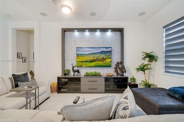 4427 SW 175th Ave, Miramar, FL 33029