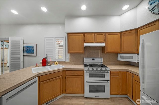 4740 Remington Lane SE, Lacey, WA 98503