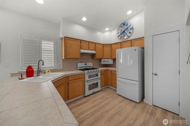 4740 Remington Lane SE, Lacey, WA 98503