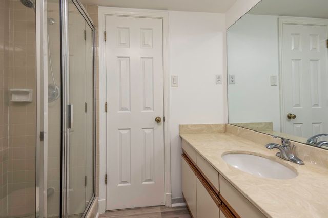255 AVIVA DR, Memphis, TN 38120