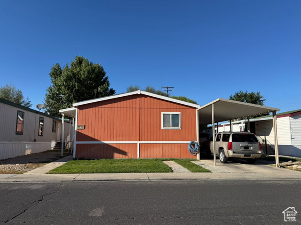 Image 1 of property listing at 1166 W ROLLING RIVER RD #66, West Valley City, UT 84119