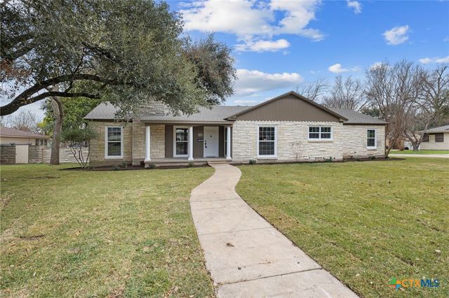 615 W Royal Avenue, Temple, TX 76501