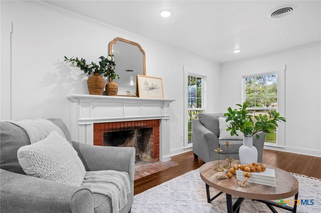 615 W Royal Avenue, Temple, TX 76501