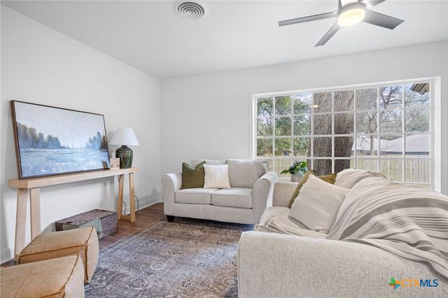 615 W Royal Avenue, Temple, TX 76501