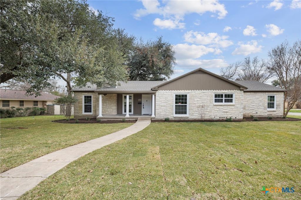 615 W Royal Avenue, Temple, TX 76501