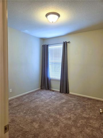 4817 SW Marguerite Street, Blue Springs, MO 64015