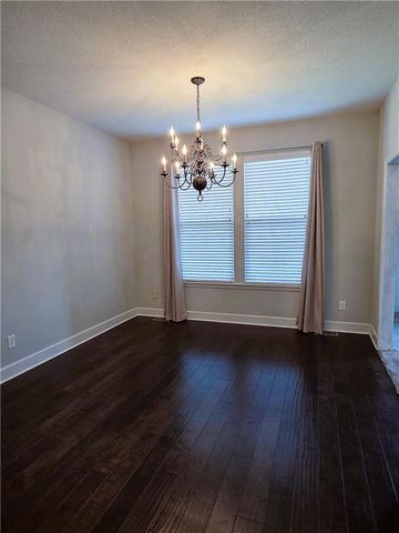 4817 SW Marguerite Street, Blue Springs, MO 64015