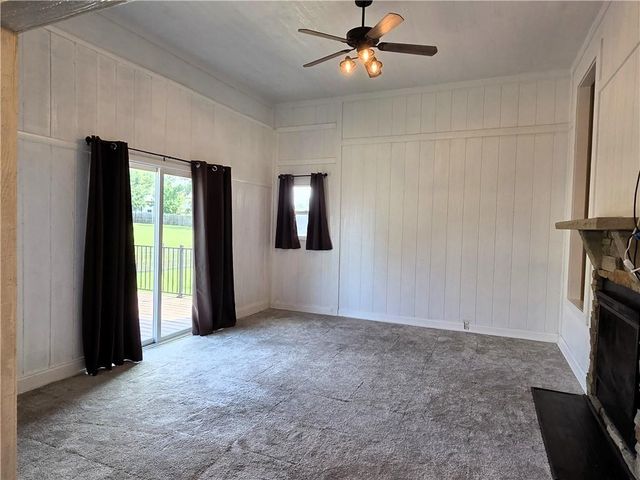 4817 SW Marguerite Street, Blue Springs, MO 64015
