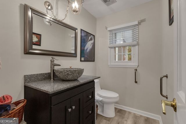 153 Lakeside Drive, Peachtree City, GA 30269
