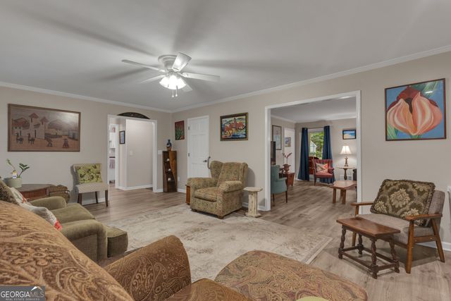 153 Lakeside Drive, Peachtree City, GA 30269