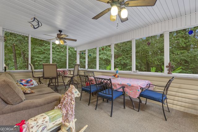 153 Lakeside Drive, Peachtree City, GA 30269
