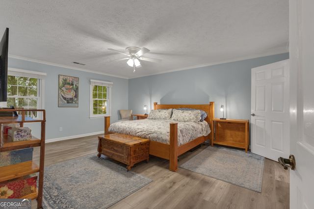 153 Lakeside Drive, Peachtree City, GA 30269