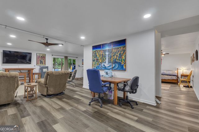 153 Lakeside Drive, Peachtree City, GA 30269