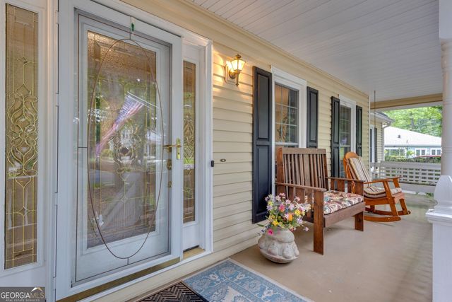 153 Lakeside Drive, Peachtree City, GA 30269