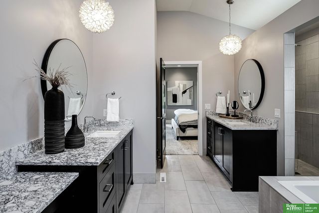 7267 N 172nd Street, Bennington, NE 68007