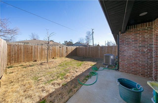 1625 17th Place, Rogers, AR 72758