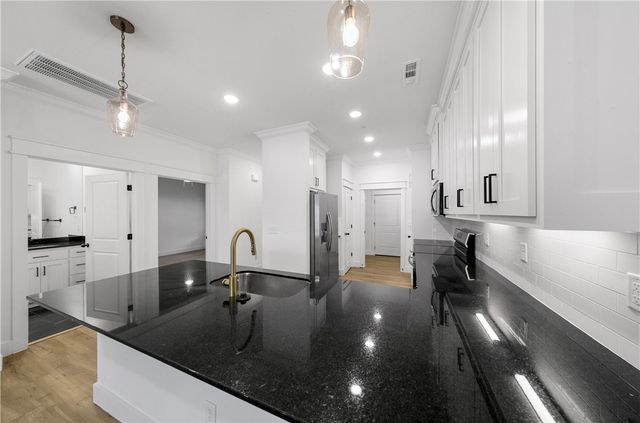 1625 17th Place, Rogers, AR 72758