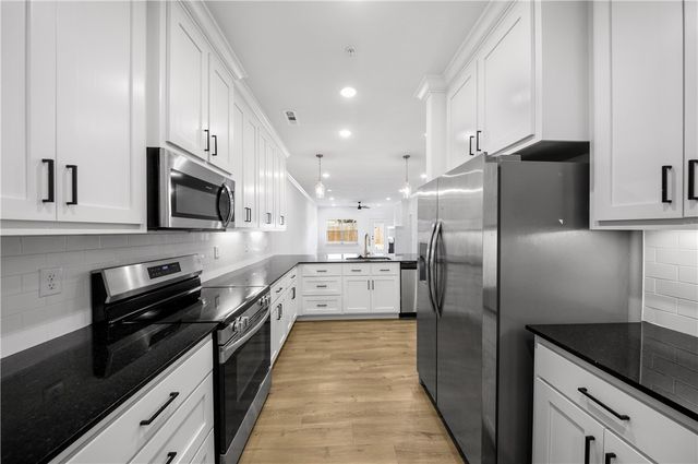 1625 17th Place, Rogers, AR 72758