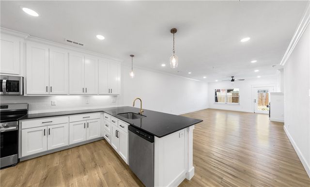 1625 17th Place, Rogers, AR 72758