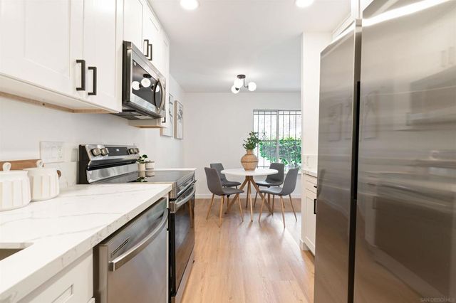 540 Oakdale Ln C, El Cajon, CA 92021