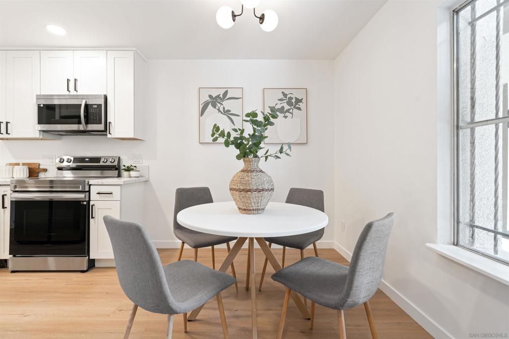 Image 21 of property listing at 540 Oakdale Ln C, El Cajon, CA 92021