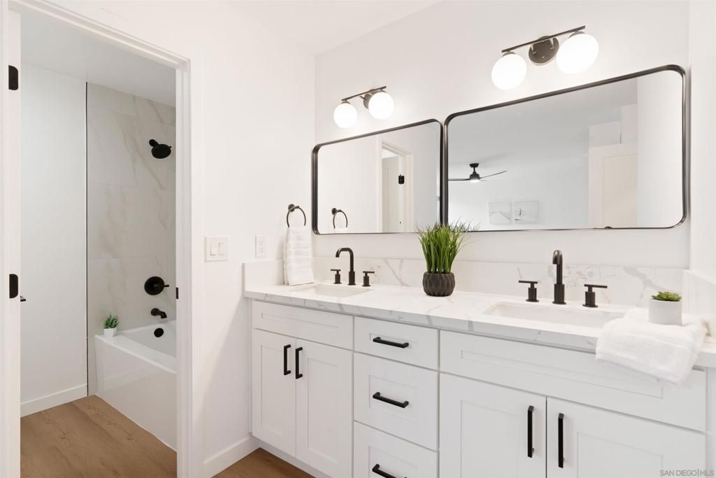 Image 27 of property listing at 540 Oakdale Ln C, El Cajon, CA 92021