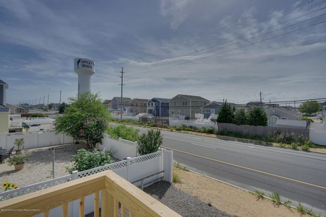 1955 Railway Avenue E, Seaside Heights, NJ 08751