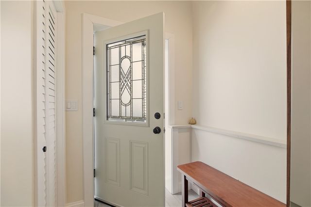98 Kay Street 4, Newport, RI 02840