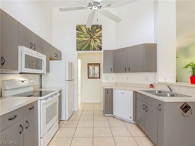 2020 Embarcadero WAY, North Fort Myers, FL 33917