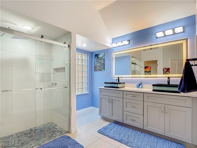 2020 Embarcadero WAY, North Fort Myers, FL 33917