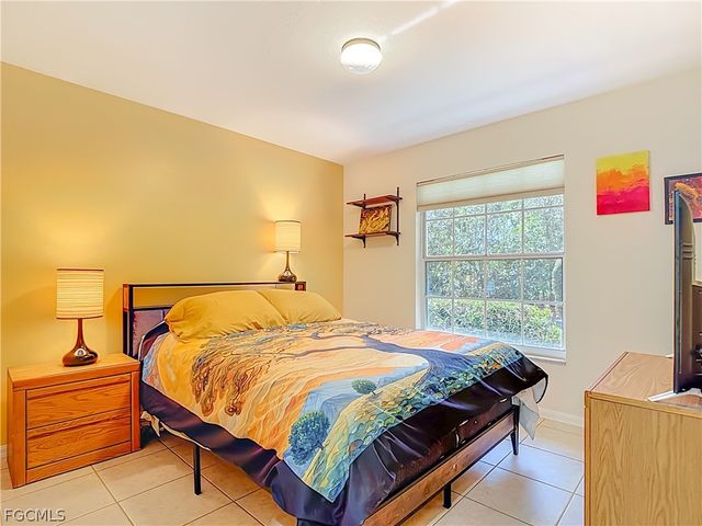 2020 Embarcadero WAY, North Fort Myers, FL 33917