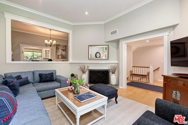 832 15th Street 4, Santa Monica, CA 90403