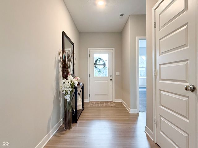 8648 Laurelton Place, Brownsburg, IN 46112