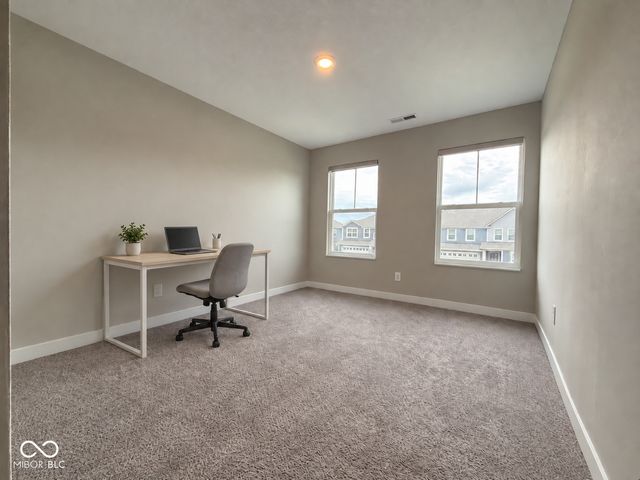 8648 Laurelton Place, Brownsburg, IN 46112