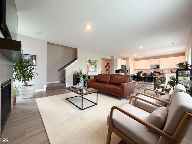 8648 Laurelton Place, Brownsburg, IN 46112
