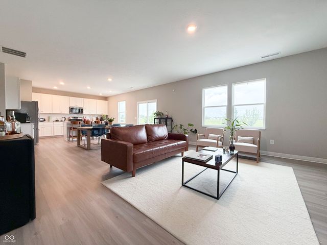 8648 Laurelton Place, Brownsburg, IN 46112