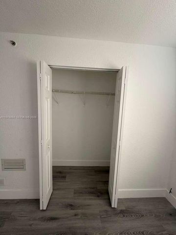 4271 NW 5th St 129, Plantation, FL 33317