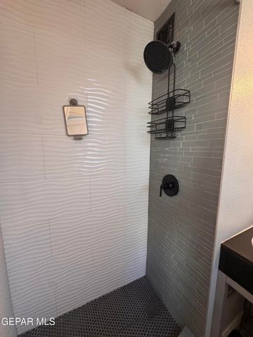 907 BRAZIL Place, El Paso, TX 79903