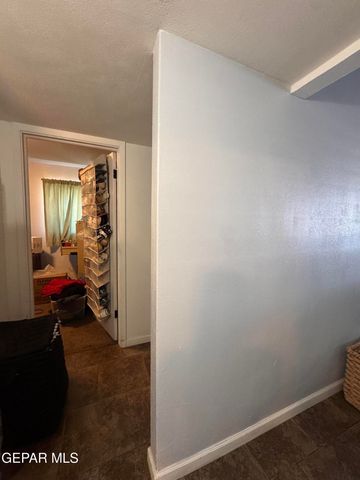 907 BRAZIL Place, El Paso, TX 79903
