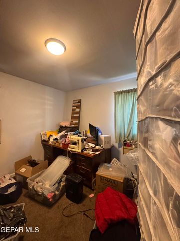 907 BRAZIL Place, El Paso, TX 79903
