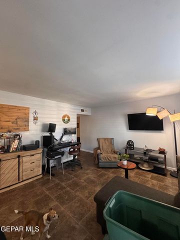 907 BRAZIL Place, El Paso, TX 79903
