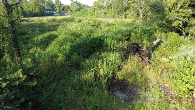 2525 Catron CIR, Lehigh Acres, FL 33971