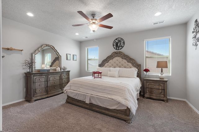 3321 Berkshire Road NE, Rio Rancho, NM 87144