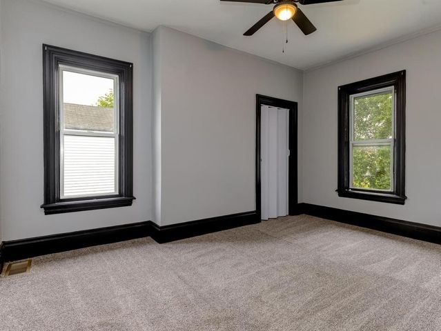 1423 3rd Ave, Beaver Falls, PA 15010