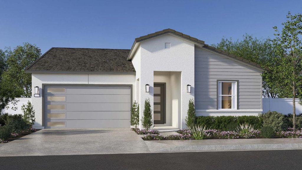 2486 N Harken Way, Clovis, CA 93619