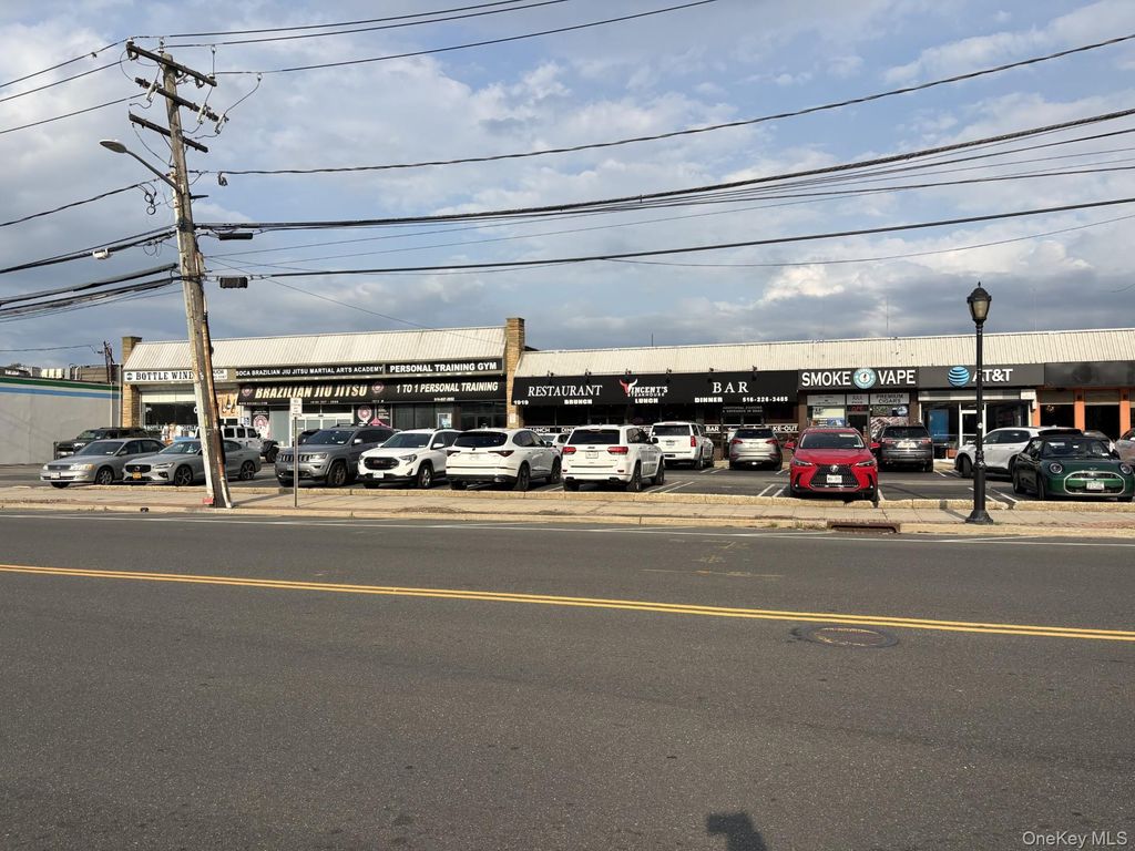 1911-1929 Wantagh Avenue, Wantagh, NY 11793 — exterior